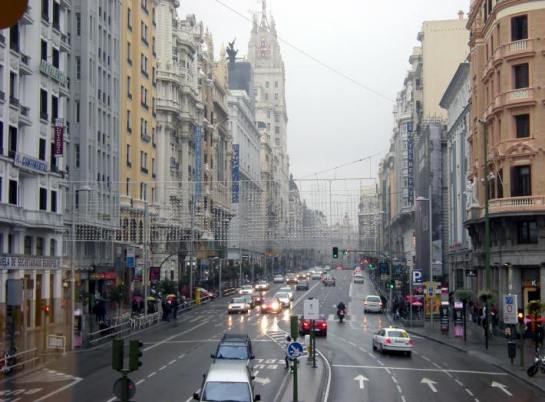 La Gran Vía de Madrid, una de las principales arterias comerciales y de actividad del centro histórico de Madrid