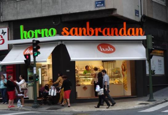 Una panadería en la ciudad hiperdensa